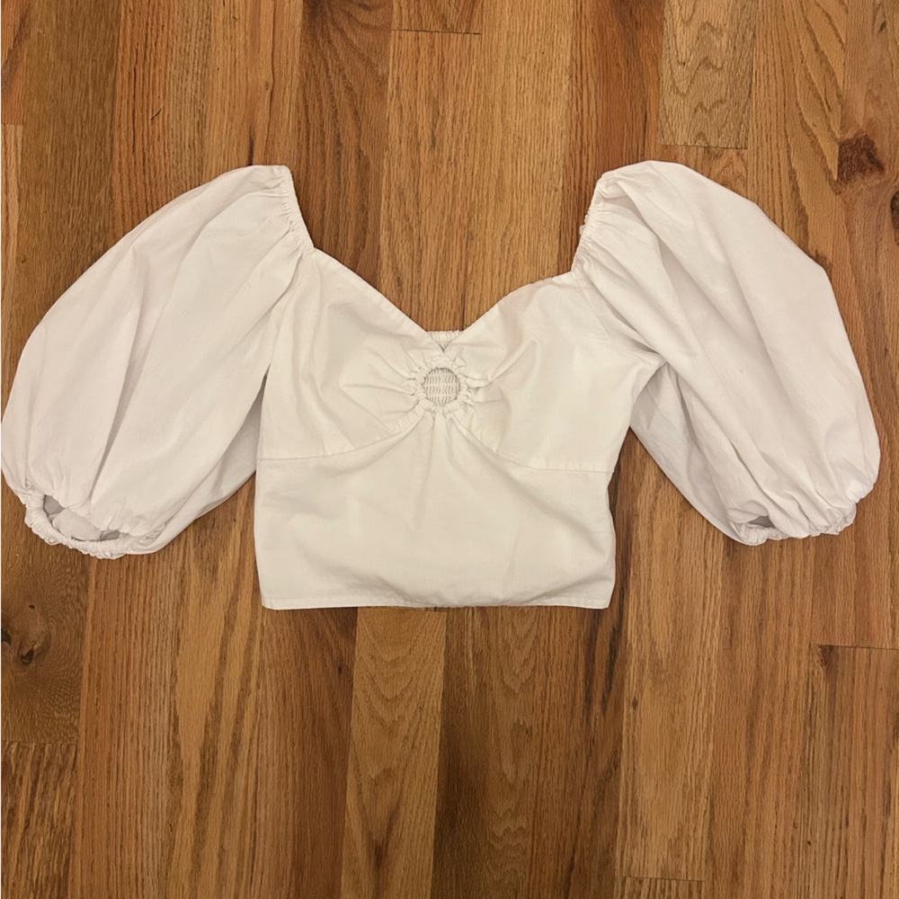 Abercrombie & Fitch White Puff Sleeve Smocked Crop Top